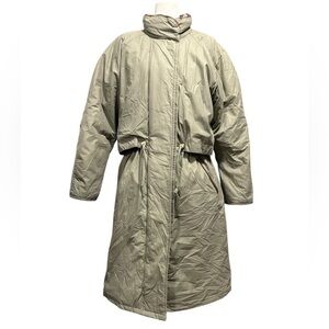 HOLT RENFREW Quilted Goose Down / Feather Blend Coat